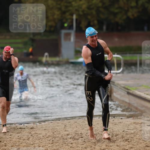 13.09.2026 - Stadtparktriathlon Mo-Foto http://msf.ph/oto/10258090 13.09.2026 11:51:38 Schwimmen 965, 972, 1001, 1036, 1059 meine-sportfotos.de