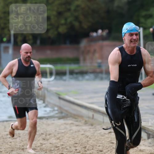 13.09.2026 - Stadtparktriathlon Mo-Foto http://msf.ph/oto/10258103 13.09.2026 11:51:40 Schwimmen 965, 972, 1001, 1036, 1059 meine-sportfotos.de