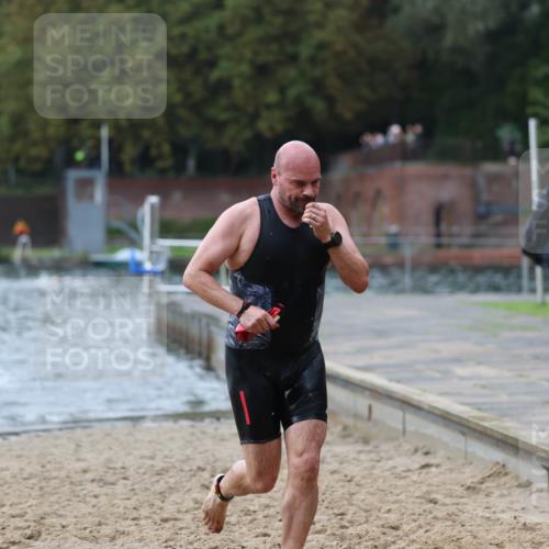 13.09.2026 - Stadtparktriathlon Mo-Foto http://msf.ph/oto/10258106 13.09.2026 11:51:41 Schwimmen 965, 972, 1001, 1036, 1059 meine-sportfotos.de