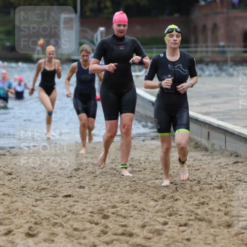 13.09.2026 - Stadtparktriathlon Mo-Foto http://msf.ph/oto/10258108 13.09.2026 11:12:10 Schwimmen 709, 720, 726, 746, 769, 771, 772, 785, 788, 808, 810, 814, 818, 820, 823, 1800 meine-sportfotos.de
