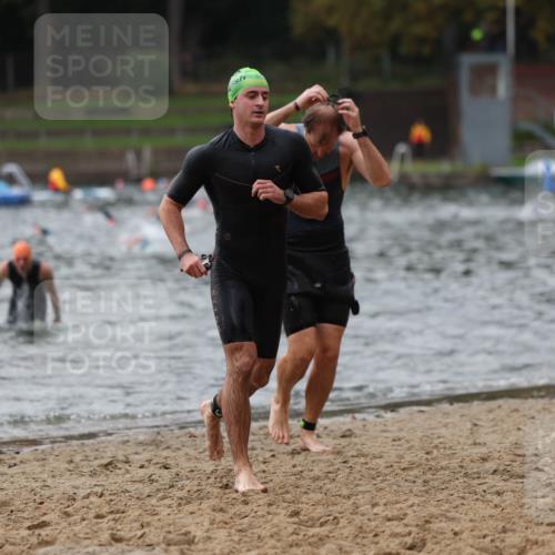 13.09.2026 - Stadtparktriathlon Mo-Foto http://msf.ph/oto/10258141 13.09.2026 11:51:47 Schwimmen 972, 985, 1001, 1036, 1053 meine-sportfotos.de