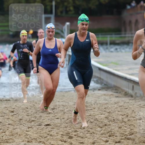 13.09.2026 - Stadtparktriathlon Mo-Foto http://msf.ph/oto/10258146 13.09.2026 11:12:16 Schwimmen 709, 726, 746, 766, 769, 771, 778, 785, 808, 810, 814, 820, 821, 823, 1800 meine-sportfotos.de