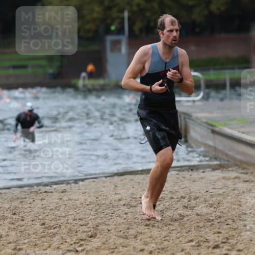 13.09.2026 - Stadtparktriathlon Mo-Foto http://msf.ph/oto/10258150 13.09.2026 11:51:49 Schwimmen 972, 985, 1001, 1036, 1053 meine-sportfotos.de