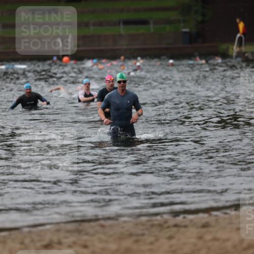 13.09.2026 - Stadtparktriathlon Mo-Foto http://msf.ph/oto/10258179 13.09.2026 11:52:02 Schwimmen 985, 1030 meine-sportfotos.de
