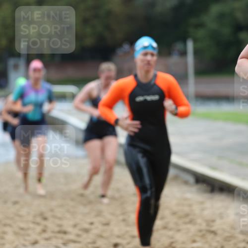 13.09.2026 - Stadtparktriathlon Mo-Foto http://msf.ph/oto/10258180 13.09.2026 11:12:21 Schwimmen 709, 726, 731, 749, 766, 769, 771, 778, 785, 814, 817, 820, 821, 823, 1800 meine-sportfotos.de