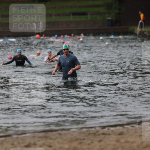 13.09.2026 - Stadtparktriathlon Mo-Foto http://msf.ph/oto/10258181 13.09.2026 11:52:02 Schwimmen 985, 1030 meine-sportfotos.de