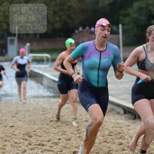 13.09.2026 - Stadtparktriathlon Mo-Foto http://msf.ph/oto/10258194 13.09.2026 11:12:23 Schwimmen 709, 726, 731, 749, 766, 769, 778, 814, 817, 820, 821, 823 meine-sportfotos.de
