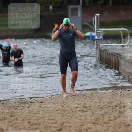 13.09.2026 - Stadtparktriathlon Mo-Foto http://msf.ph/oto/10258197 13.09.2026 11:52:10 Schwimmen 1030, 1048, 1060 meine-sportfotos.de