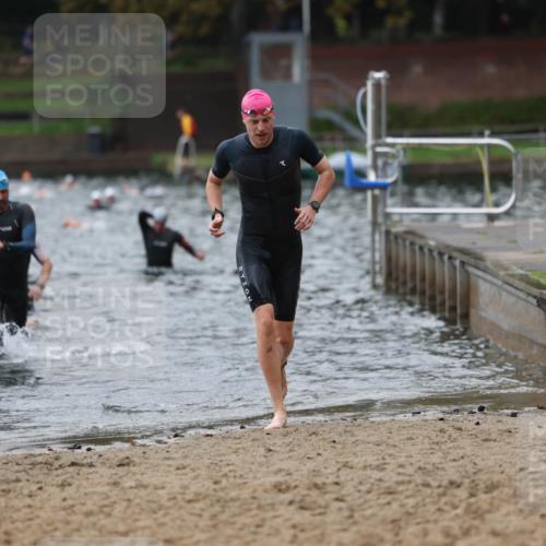 13.09.2026 - Stadtparktriathlon Mo-Foto http://msf.ph/oto/10258219 13.09.2026 11:52:18 Schwimmen 997, 1048, 1049, 1060 meine-sportfotos.de