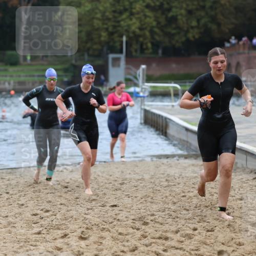 13.09.2026 - Stadtparktriathlon Mo-Foto http://msf.ph/oto/10258239 13.09.2026 11:12:29 Schwimmen 731, 749, 766, 778, 799, 817, 821 meine-sportfotos.de