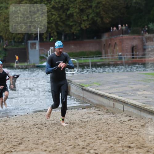 13.09.2026 - Stadtparktriathlon Mo-Foto http://msf.ph/oto/10258253 13.09.2026 11:52:23 Schwimmen 997, 1037, 1048, 1049, 1060 meine-sportfotos.de