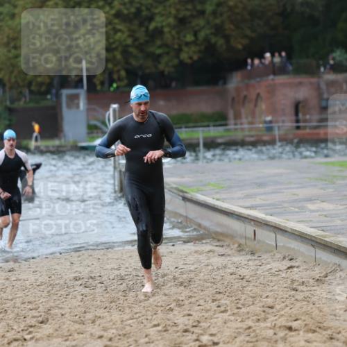 13.09.2026 - Stadtparktriathlon Mo-Foto http://msf.ph/oto/10258255 13.09.2026 11:52:24 Schwimmen 997, 1037, 1048, 1049, 1060 meine-sportfotos.de