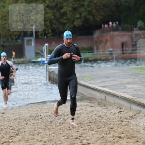 13.09.2026 - Stadtparktriathlon Mo-Foto http://msf.ph/oto/10258257 13.09.2026 11:52:24 Schwimmen 997, 1037, 1048, 1049, 1060 meine-sportfotos.de