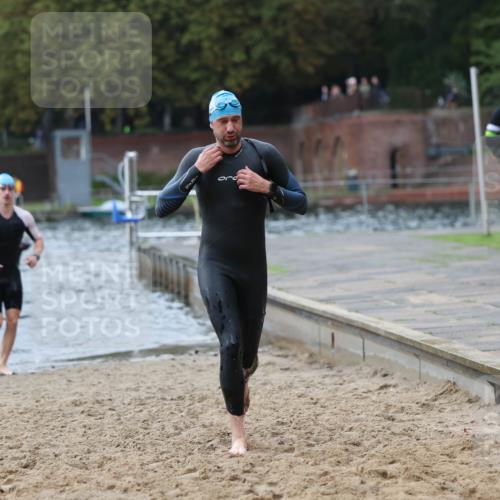 13.09.2026 - Stadtparktriathlon Mo-Foto http://msf.ph/oto/10258259 13.09.2026 11:52:24 Schwimmen 997, 1037, 1048, 1049, 1060 meine-sportfotos.de