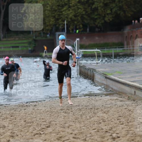 13.09.2026 - Stadtparktriathlon Mo-Foto http://msf.ph/oto/10258266 13.09.2026 11:52:26 Schwimmen 958, 997, 999, 1037, 1048, 1049, 1060 meine-sportfotos.de