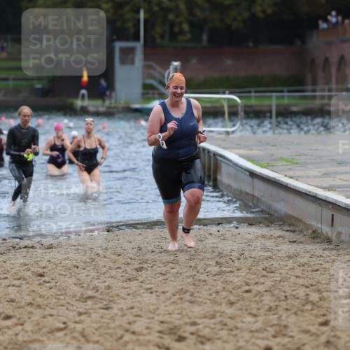 13.09.2026 - Stadtparktriathlon Mo-Foto http://msf.ph/oto/10258305 13.09.2026 11:12:38 Schwimmen 713, 731, 789, 793, 799 meine-sportfotos.de
