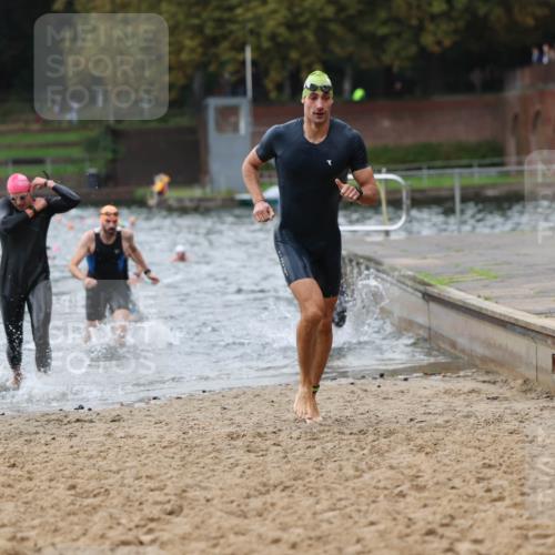 13.09.2026 - Stadtparktriathlon Mo-Foto http://msf.ph/oto/10258307 13.09.2026 11:52:33 Schwimmen 958, 964, 999, 1009, 1037, 1049 meine-sportfotos.de