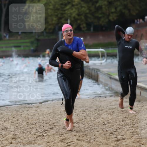 13.09.2026 - Stadtparktriathlon Mo-Foto http://msf.ph/oto/10258328 13.09.2026 11:52:38 Schwimmen 958, 964, 999, 1009, 1028, 1037 meine-sportfotos.de