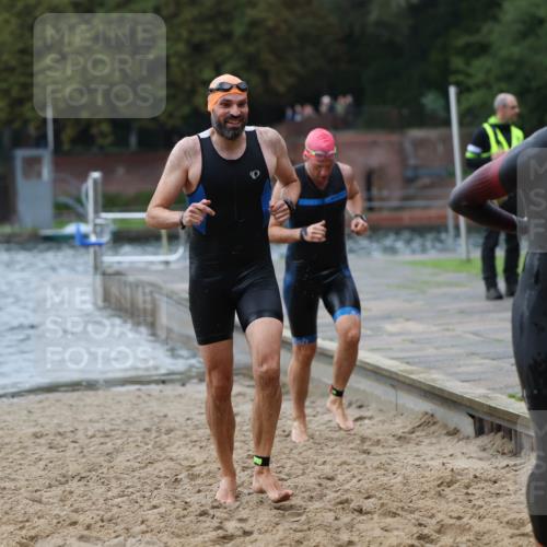 13.09.2026 - Stadtparktriathlon Mo-Foto http://msf.ph/oto/10258344 13.09.2026 11:52:40 Schwimmen 958, 964, 999, 1009, 1028 meine-sportfotos.de
