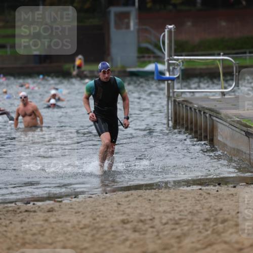 13.09.2026 - Stadtparktriathlon Mo-Foto http://msf.ph/oto/10258355 13.09.2026 11:52:45 Schwimmen 964, 1009, 1028 meine-sportfotos.de