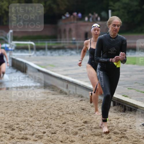 13.09.2026 - Stadtparktriathlon Mo-Foto http://msf.ph/oto/10258356 13.09.2026 11:12:44 Schwimmen 713, 716, 721, 780, 789, 793, 799 meine-sportfotos.de