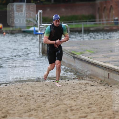13.09.2026 - Stadtparktriathlon Mo-Foto http://msf.ph/oto/10258363 13.09.2026 11:52:47 Schwimmen 1028 meine-sportfotos.de