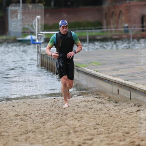 13.09.2026 - Stadtparktriathlon Mo-Foto http://msf.ph/oto/10258365 13.09.2026 11:52:47 Schwimmen 1028 meine-sportfotos.de