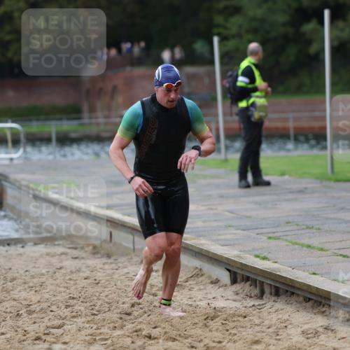 13.09.2026 - Stadtparktriathlon Mo-Foto http://msf.ph/oto/10258377 13.09.2026 11:52:50 Schwimmen 1028, 1063 meine-sportfotos.de