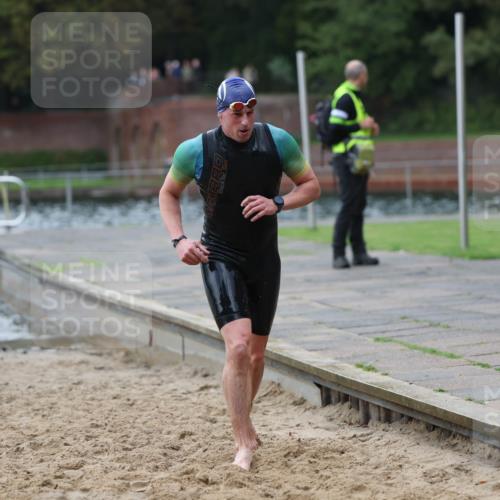 13.09.2026 - Stadtparktriathlon Mo-Foto http://msf.ph/oto/10258379 13.09.2026 11:52:50 Schwimmen 1028, 1063 meine-sportfotos.de