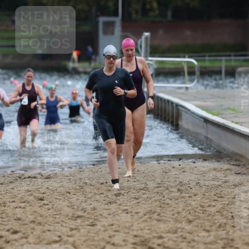 13.09.2026 - Stadtparktriathlon Mo-Foto http://msf.ph/oto/10258384 13.09.2026 11:12:49 Schwimmen 710, 713, 716, 721, 730, 780, 793, 801 meine-sportfotos.de