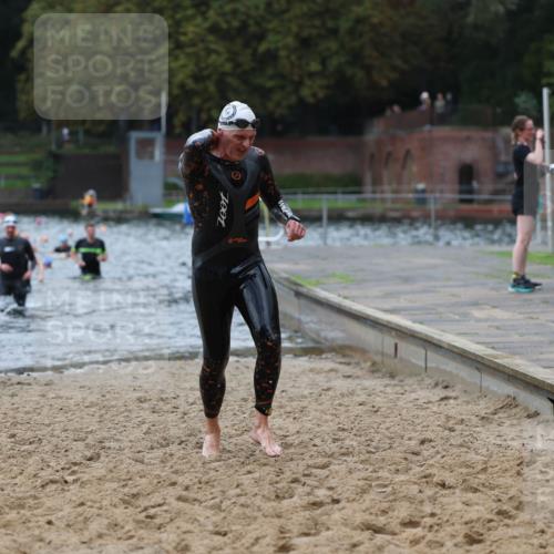 13.09.2026 - Stadtparktriathlon Mo-Foto http://msf.ph/oto/10258399 13.09.2026 11:53:05 Schwimmen 970, 971, 1063 meine-sportfotos.de