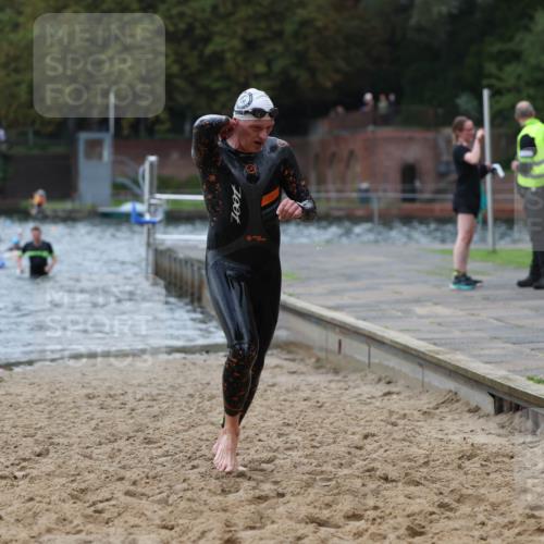 13.09.2026 - Stadtparktriathlon Mo-Foto http://msf.ph/oto/10258400 13.09.2026 11:53:06 Schwimmen 970, 971, 1063 meine-sportfotos.de