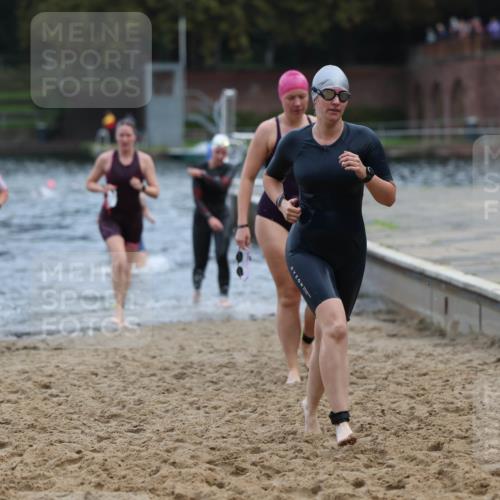 13.09.2026 - Stadtparktriathlon Mo-Foto http://msf.ph/oto/10258402 13.09.2026 11:12:51 Schwimmen 710, 713, 716, 721, 730, 780, 801 meine-sportfotos.de