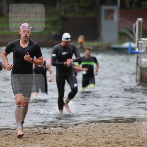 13.09.2026 - Stadtparktriathlon Mo-Foto http://msf.ph/oto/10258407 13.09.2026 11:53:11 Schwimmen 955, 970, 974, 998, 1040 meine-sportfotos.de