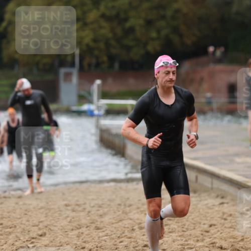 13.09.2026 - Stadtparktriathlon Mo-Foto http://msf.ph/oto/10258427 13.09.2026 11:53:14 Schwimmen 955, 970, 974, 980, 998, 1040 meine-sportfotos.de