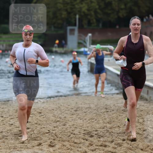 13.09.2026 - Stadtparktriathlon Mo-Foto http://msf.ph/oto/10258431 13.09.2026 11:12:56 Schwimmen 710, 713, 716, 721, 730, 780, 801 meine-sportfotos.de