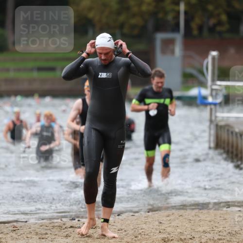 13.09.2026 - Stadtparktriathlon Mo-Foto http://msf.ph/oto/10258432 13.09.2026 11:53:16 Schwimmen 955, 970, 974, 980, 998, 1040 meine-sportfotos.de
