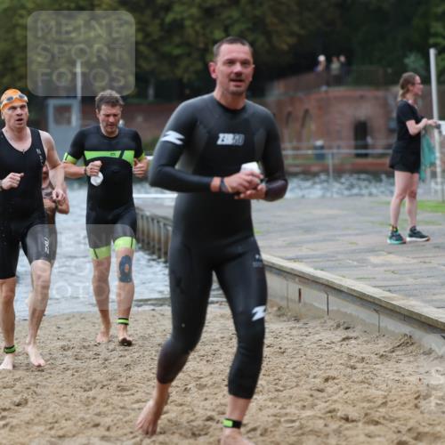 13.09.2026 - Stadtparktriathlon Mo-Foto http://msf.ph/oto/10258438 13.09.2026 11:53:19 Schwimmen 955, 974, 980, 998, 1040, 1055, 1057 meine-sportfotos.de