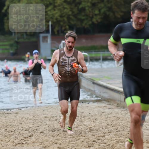 13.09.2026 - Stadtparktriathlon Mo-Foto http://msf.ph/oto/10258458 13.09.2026 11:53:23 Schwimmen 951, 955, 974, 980, 998, 1035, 1040, 1055, 1057, 1066 meine-sportfotos.de