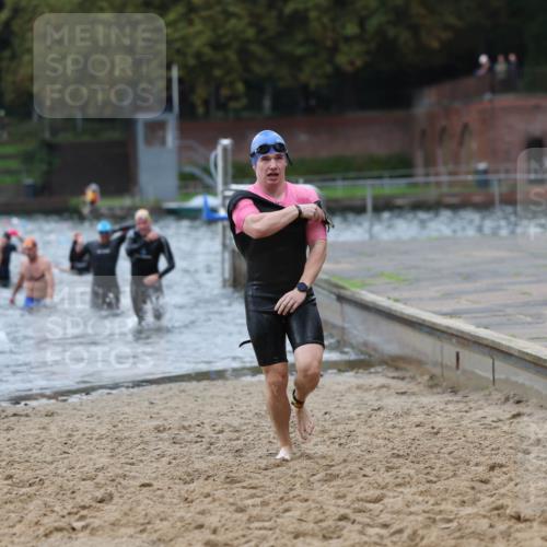13.09.2026 - Stadtparktriathlon Mo-Foto http://msf.ph/oto/10258472 13.09.2026 11:53:26 Schwimmen 951, 974, 980, 998, 1035, 1055, 1057, 1066, 1067 meine-sportfotos.de