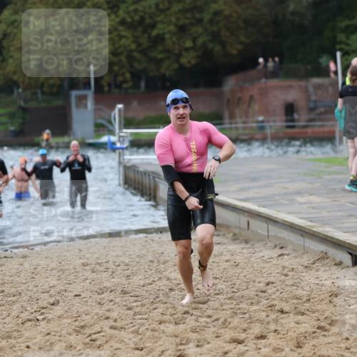13.09.2026 - Stadtparktriathlon Mo-Foto http://msf.ph/oto/10258475 13.09.2026 11:53:27 Schwimmen 951, 974, 980, 998, 1035, 1050, 1055, 1057, 1066, 1067 meine-sportfotos.de