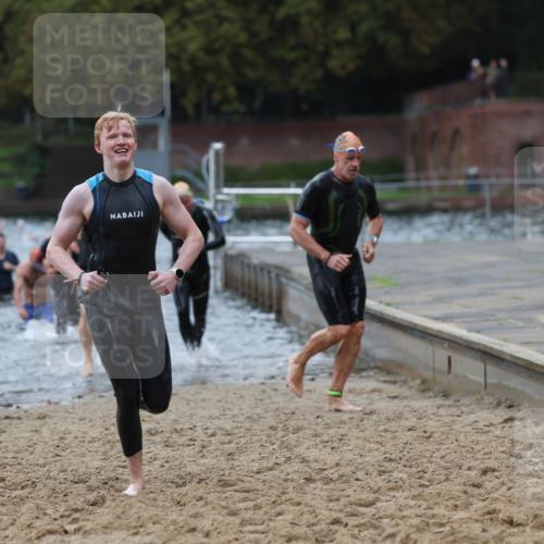 13.09.2026 - Stadtparktriathlon Mo-Foto http://msf.ph/oto/10258495 13.09.2026 11:53:30 Schwimmen 951, 980, 1035, 1050, 1055, 1057, 1062, 1066, 1067 meine-sportfotos.de