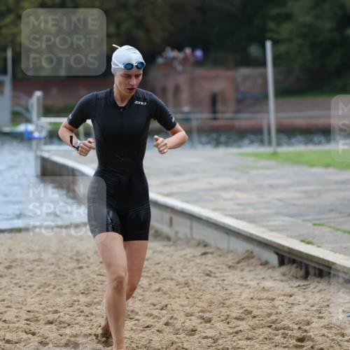 13.09.2026 - Stadtparktriathlon Mo-Foto http://msf.ph/oto/10258550 13.09.2026 11:13:20 Schwimmen 724, 747, 776, 781 meine-sportfotos.de
