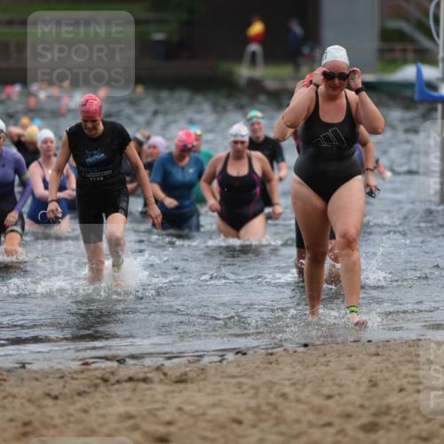 13.09.2026 - Stadtparktriathlon Mo-Foto http://msf.ph/oto/10258562 13.09.2026 11:13:27 Schwimmen 724, 747, 750, 812, 822, 826 meine-sportfotos.de