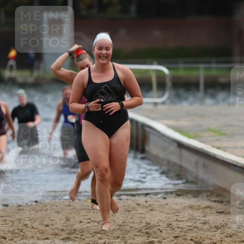 13.09.2026 - Stadtparktriathlon Mo-Foto http://msf.ph/oto/10258590 13.09.2026 11:13:30 Schwimmen 724, 741, 747, 750, 757, 805, 812, 822, 826 meine-sportfotos.de