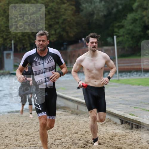 13.09.2026 - Stadtparktriathlon Mo-Foto http://msf.ph/oto/10258594 13.09.2026 11:53:49 Schwimmen 957, 986, 995, 1007, 1024, 1026, 1051, 1054 meine-sportfotos.de