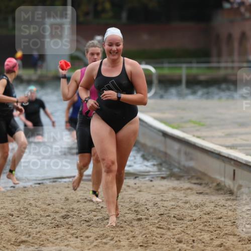 13.09.2026 - Stadtparktriathlon Mo-Foto http://msf.ph/oto/10258596 13.09.2026 11:13:31 Schwimmen 724, 737, 741, 747, 750, 757, 805, 812, 822, 825, 826 meine-sportfotos.de