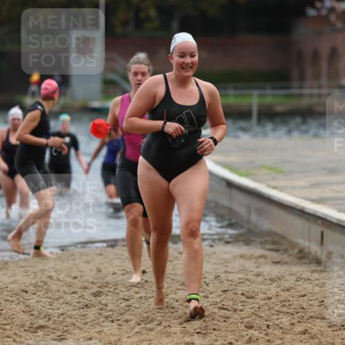 13.09.2026 - Stadtparktriathlon Mo-Foto http://msf.ph/oto/10258599 13.09.2026 11:13:31 Schwimmen 724, 737, 741, 747, 750, 757, 805, 812, 822, 825, 826 meine-sportfotos.de