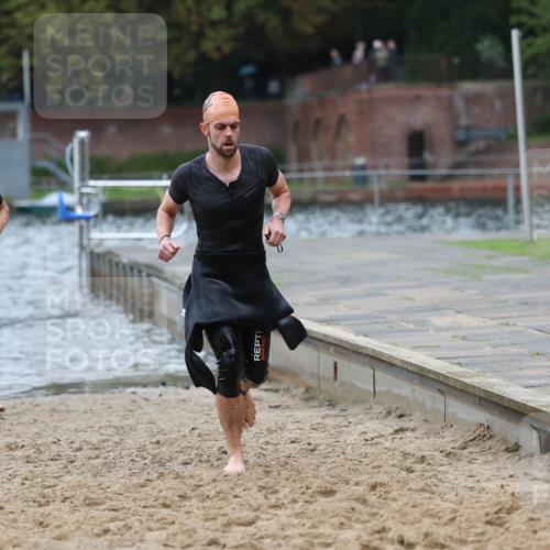13.09.2026 - Stadtparktriathlon Mo-Foto http://msf.ph/oto/10258601 13.09.2026 11:53:51 Schwimmen 957, 986, 995, 1007, 1024, 1026, 1054 meine-sportfotos.de