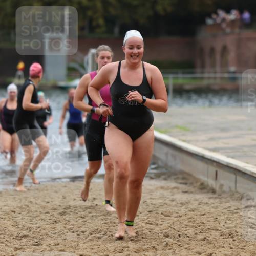 13.09.2026 - Stadtparktriathlon Mo-Foto http://msf.ph/oto/10258602 13.09.2026 11:13:32 Schwimmen 724, 737, 740, 741, 747, 750, 757, 805, 812, 822, 825, 826 meine-sportfotos.de